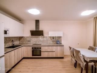 5-комн., 140 м², 1/2 этаж