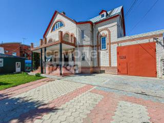 Таунхаус, 349 м², 5.8 соток
