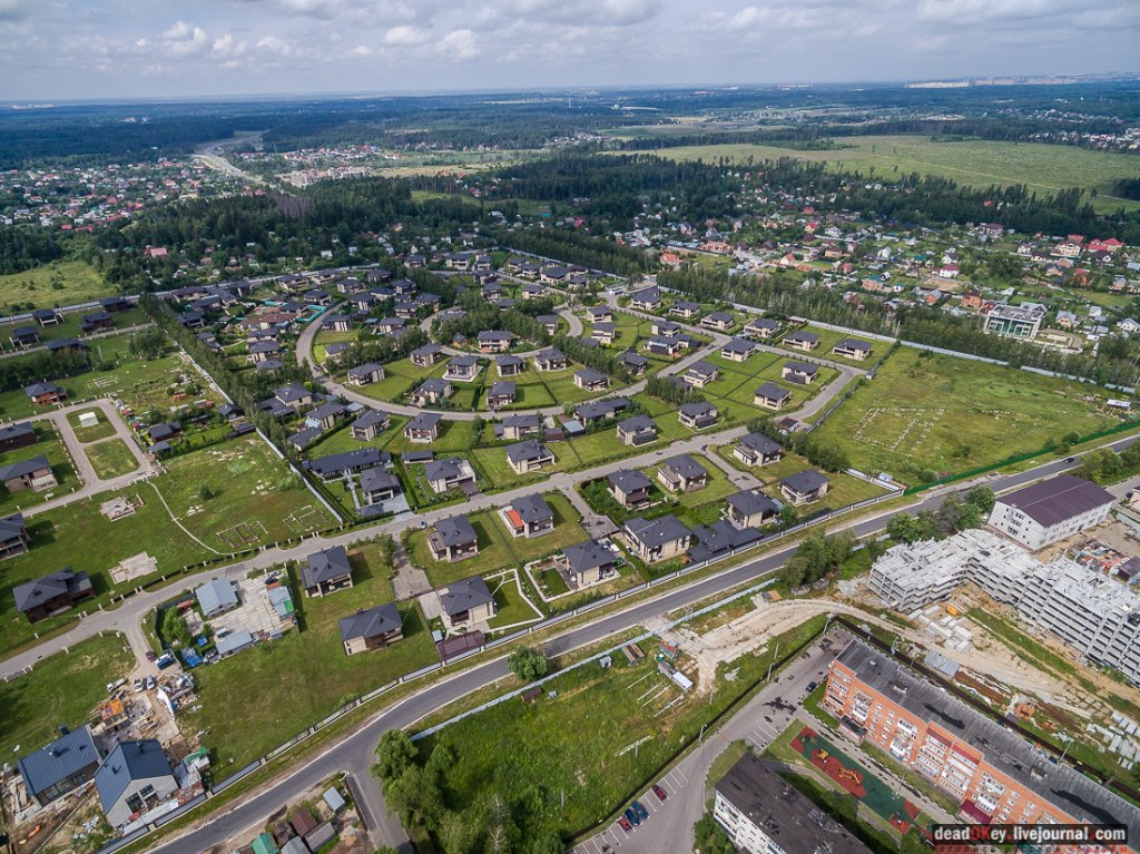 Фото дома наташи королевой в крекшино фото