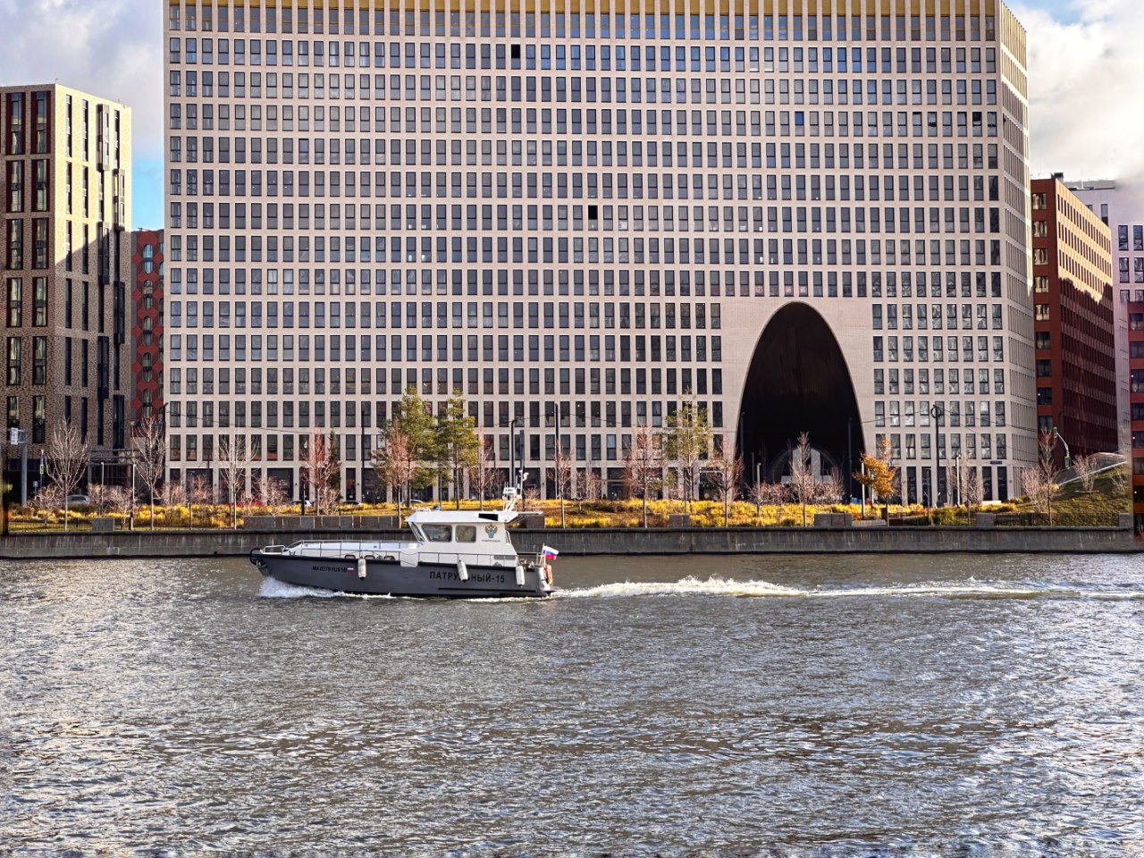 Дом с золотой аркой. Фото: Ника Чайкина для Мира Квартир