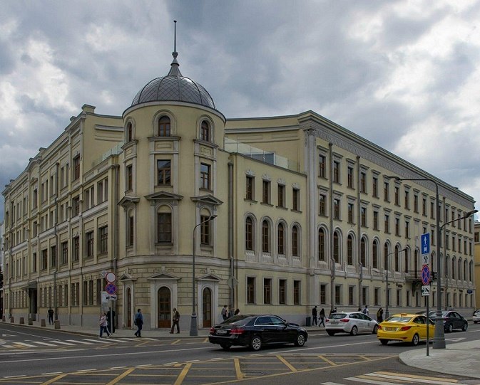 Ул воздвиженка. Дом Волконского на Воздвиженке. «Дом Болконских» в Москве (ул. Воздвиженка, 9). Воздвиженка д 9. Дом князя Волконского в Москве.