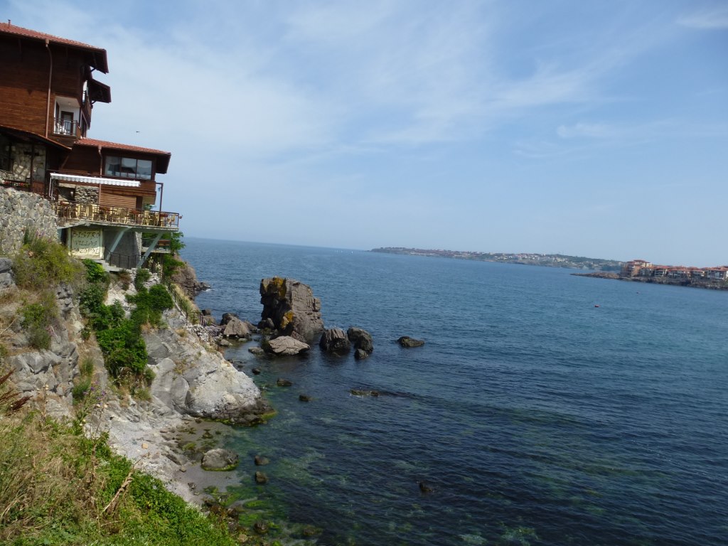 Можно ли строить дом у воды. Береговая полоса и водоохранная зона – в .